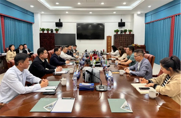 2024-4-25區(qū)領導一行蒞臨我司走訪調研191